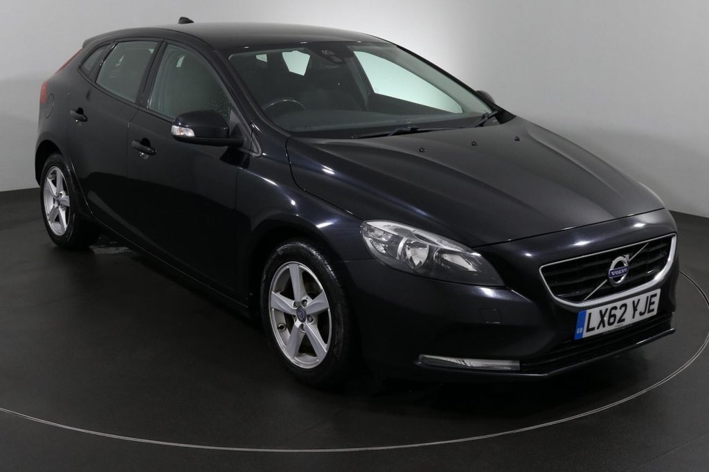 View our VOLVO V40