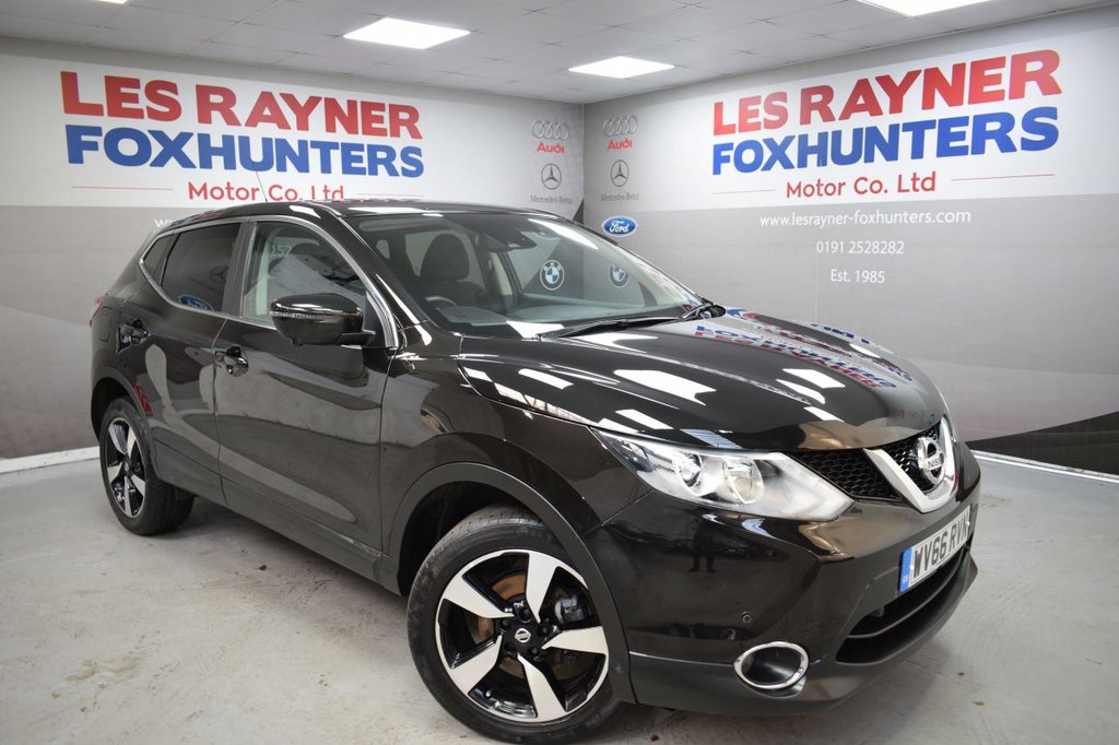 View our NISSAN QASHQAI