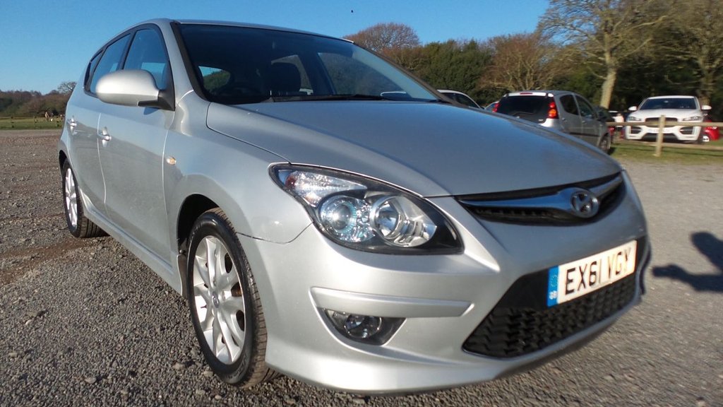 View our HYUNDAI I30