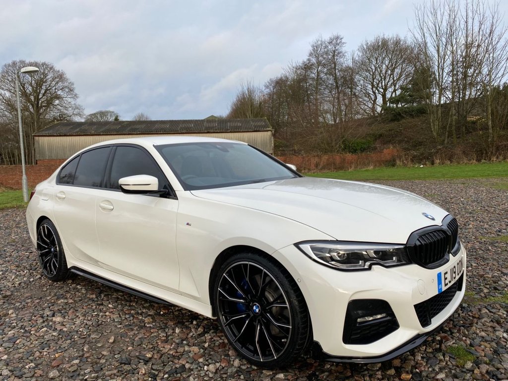 View our BMW 3 SERIES