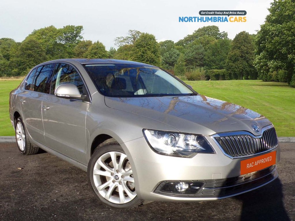 View our SKODA SUPERB