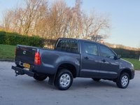 USED 2011 11 TOYOTA HI-LUX 2.5 HL2 4X4 D-4D DCB 142 BHP FULL SERVICE HISTORY + 3 KEYS