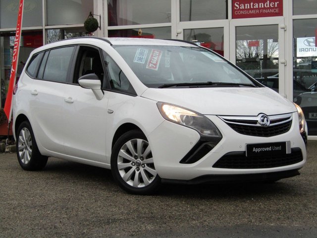 2016 16 Vauxhall Zafira Tourer 1.4 DESIGN 5d 138 BHP