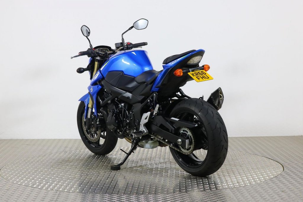 Suzuki gsr750 2016