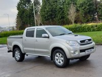 USED 2011 61 TOYOTA HI-LUX 3.0 INVINCIBLE 4X4 D-4D DCB 169 BHP NO VAT ** NO VAT ** STEEL HARD TOP