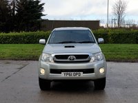 USED 2011 61 TOYOTA HI-LUX 3.0 INVINCIBLE 4X4 D-4D DCB 169 BHP NO VAT ** NO VAT ** STEEL HARD TOP