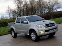 USED 2011 61 TOYOTA HI-LUX 3.0 INVINCIBLE 4X4 D-4D DCB 169 BHP NO VAT ** NO VAT ** STEEL HARD TOP