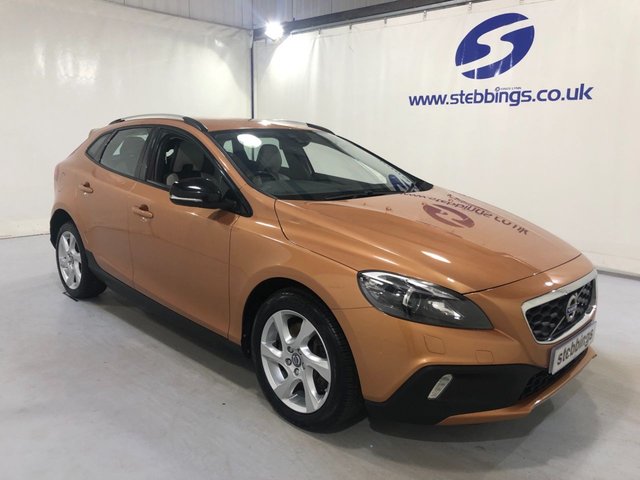 2014 14 VOLVO V40 D3 Cross Country Lux Nav 5dr