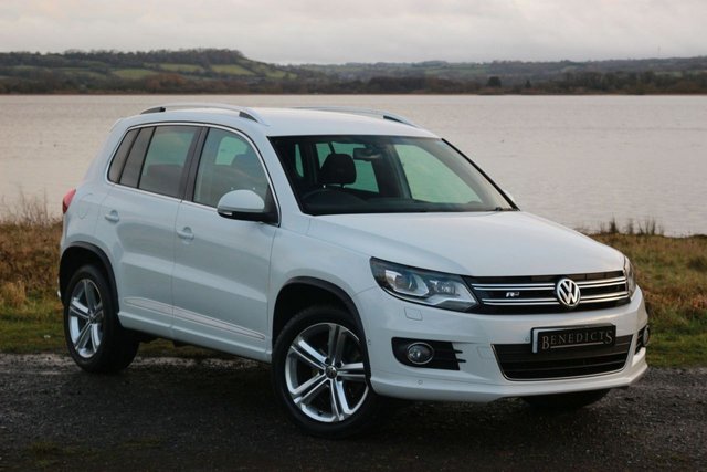 2015 65 Volkswagen Tiguan 2.0 R LINE TDI BLUEMOTION TECH 4MOTION DSG 5d 181 BHP