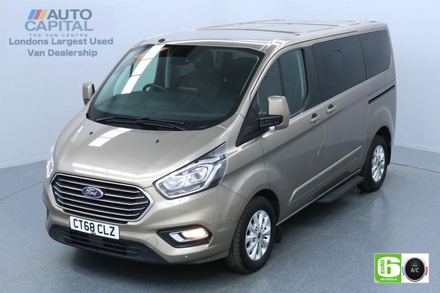 2018 68 FORD TOURNEO CUSTOM 2.0 320 TITANIUM 129 BHP SWB 8 SEATS MINIBUS AUTO