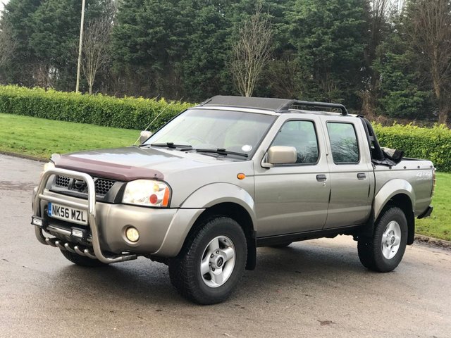 2007 56 Nissan Navara 3.0 PICK UP 4d 150 BHP