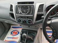 USED 2010 60 TOYOTA HI-LUX 2.5 HL3 4X4 D-4D DCB 142 BHP PRICE 7460 + VAT 1492 TOTAL = 8952