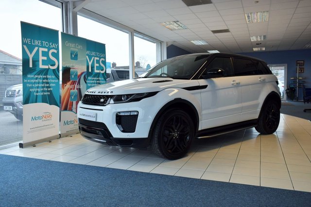 2017 17 Land Rover Range Rover Evoque 2.0 TD4 HSE DYNAMIC 5d 177 BHP LOW MILES BLACK STYLING PACK