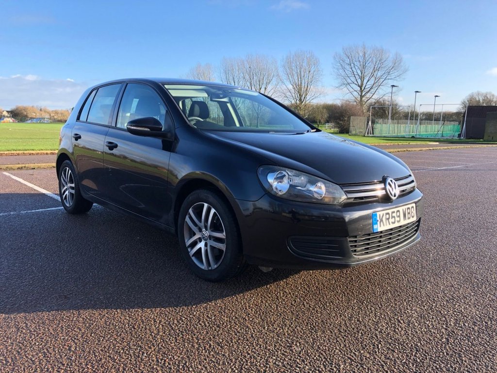 View our VOLKSWAGEN GOLF