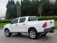 USED 2016 16 TOYOTA HI-LUX 2.4 ACTIVE 4WD D-4D DCB 148 BHP FULL SERVICE HISTORY ! NO VAT
