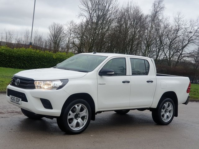 2016 16 Toyota HI-Lux 2.4 ACTIVE 4WD D-4D DCB 148 BHP