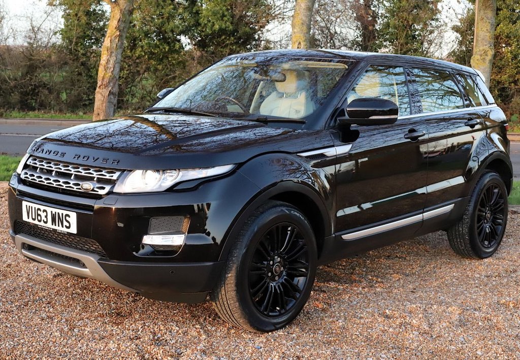 View our LAND ROVER RANGE ROVER EVOQUE