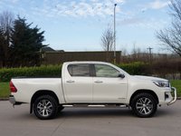 USED 2018 68 TOYOTA HI-LUX 2.4 INVINCIBLE X 4WD D-4D DCB 4d 147 BHP STILL UNDER DEALER WARRANTY !!