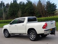 USED 2018 68 TOYOTA HI-LUX 2.4 INVINCIBLE X 4WD D-4D DCB 4d 147 BHP STILL UNDER DEALER WARRANTY !!