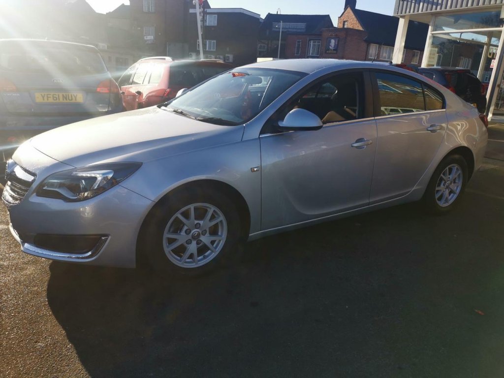 View our VAUXHALL INSIGNIA