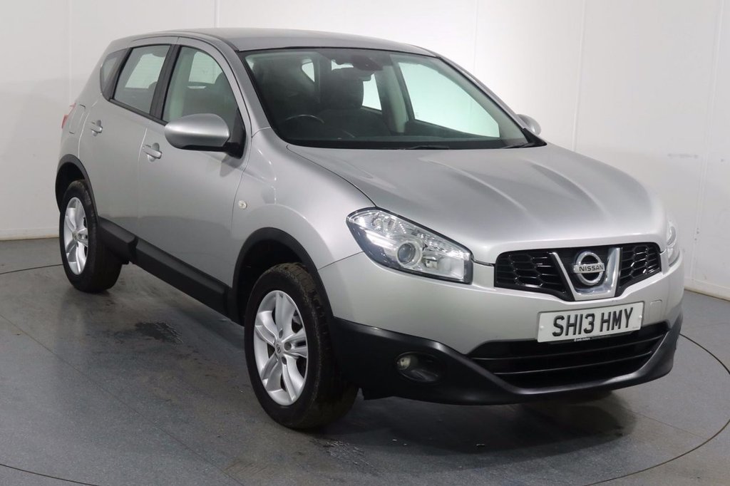 View our NISSAN QASHQAI