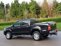USED 2013 63 TOYOTA HI-LUX 3.0 INVINCIBLE 4X4 D-4D DCB 169 BHP SATNAV+LEATHER ** NO VAT ** NO VAT