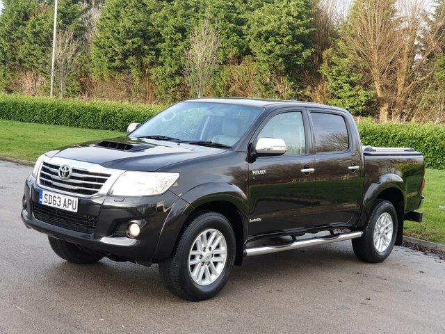 2013 63 Toyota HI-Lux 3.0 INVINCIBLE 4X4 D-4D DCB 169 BHP