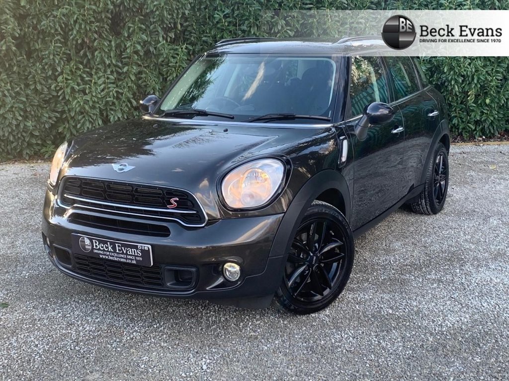 View our MINI COUNTRYMAN