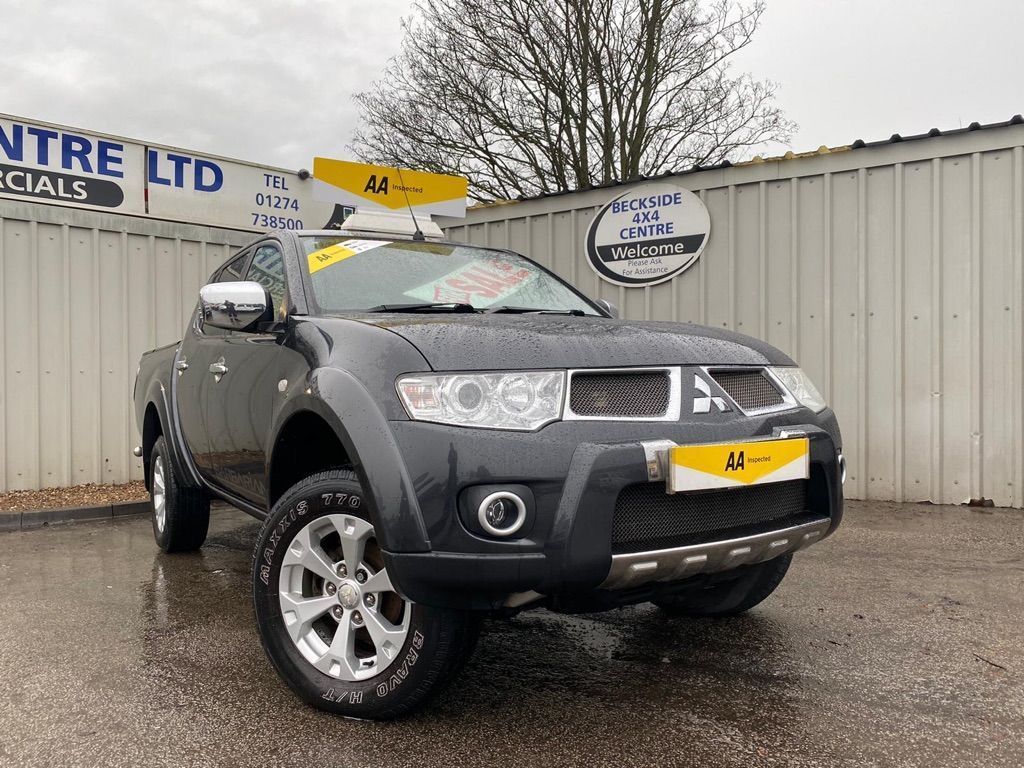 View our MITSUBISHI L200