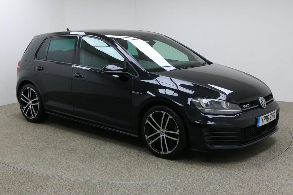 View our VOLKSWAGEN GOLF