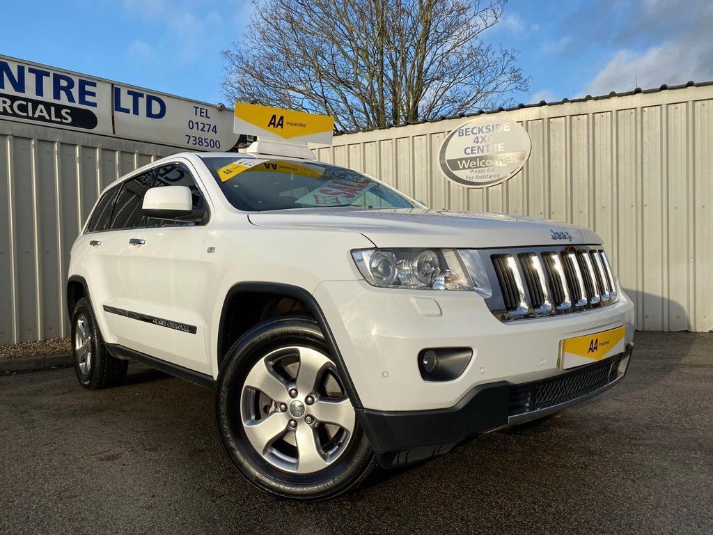 View our JEEP GRAND CHEROKEE