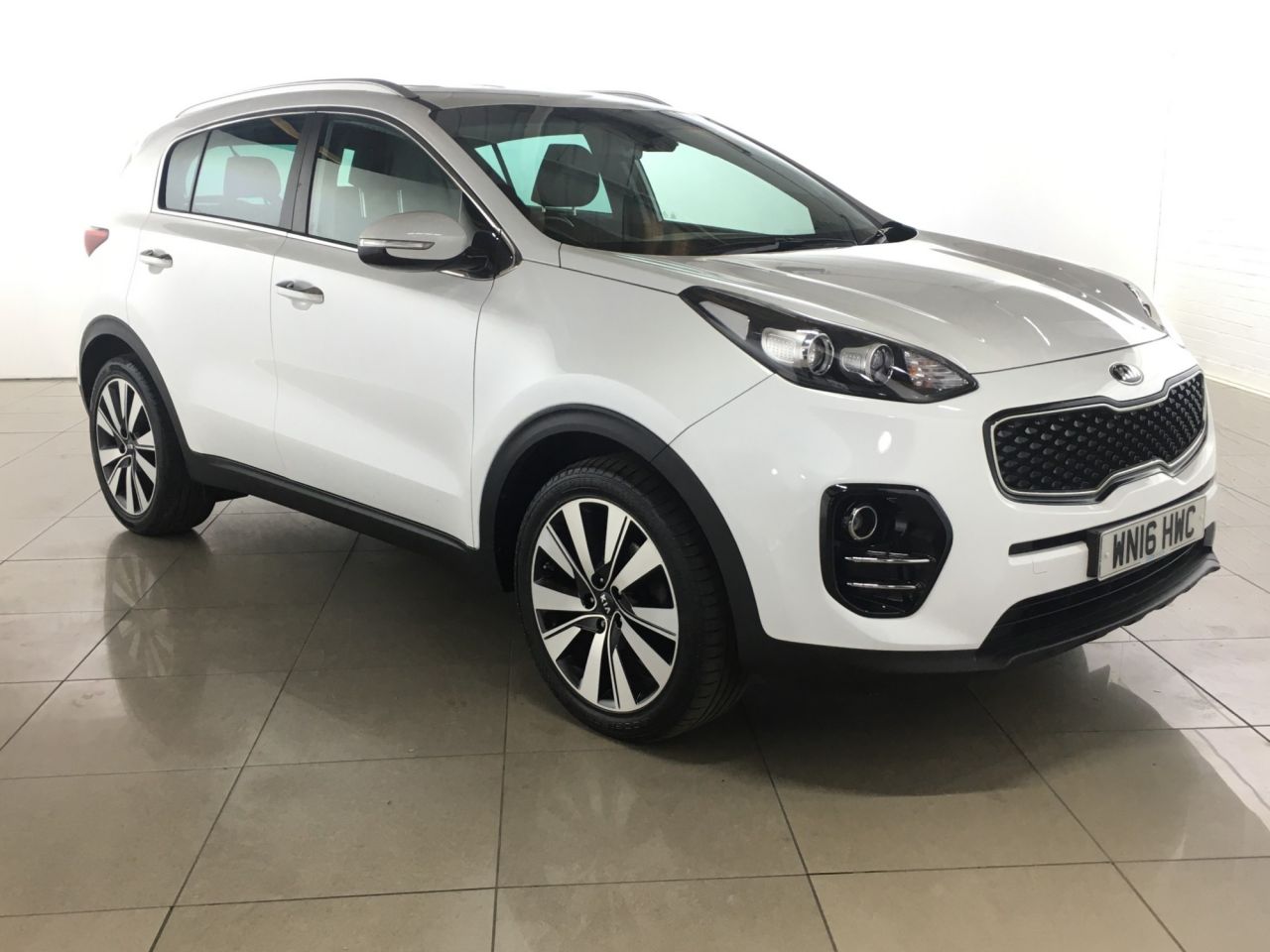 View our KIA SPORTAGE