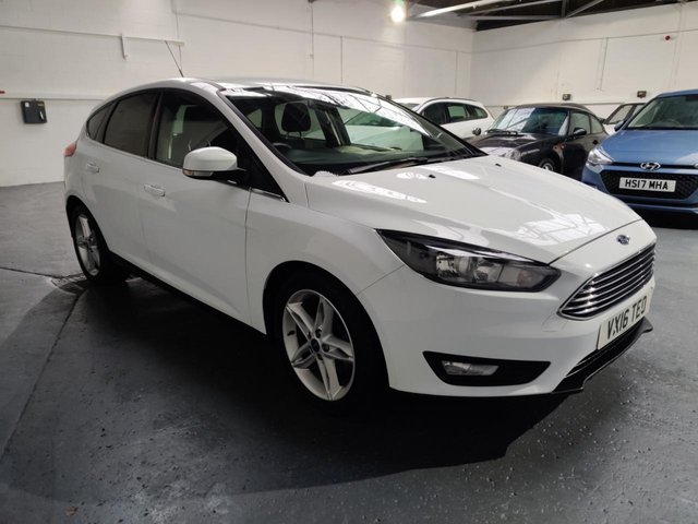 2016 16 Ford Focus 1.0 ZETEC 5d ECOBOOST 100 BHP