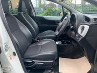USED 2014 14 TOYOTA YARIS 1.5 HYBRID TREND 5d 61 BHP ULEZ COMPLIANT