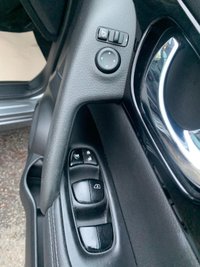 USED 2016 66 NISSAN QASHQAI 1.2 TEKNA DIG-T XTRONIC 5d 113 BHP Under 10,000 Miles On The Clock!!!!
