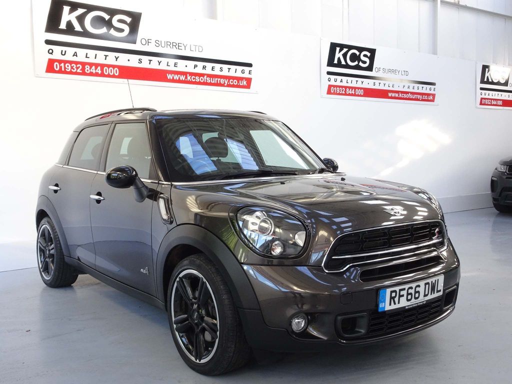 View our MINI COUNTRYMAN