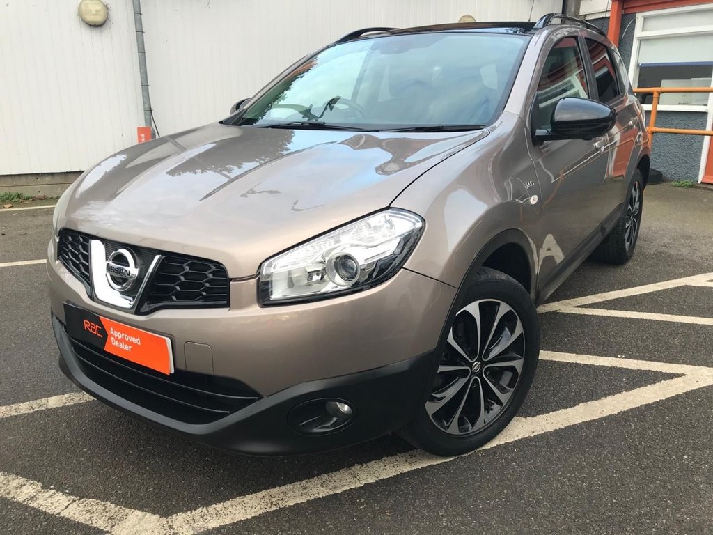 View our NISSAN QASHQAI