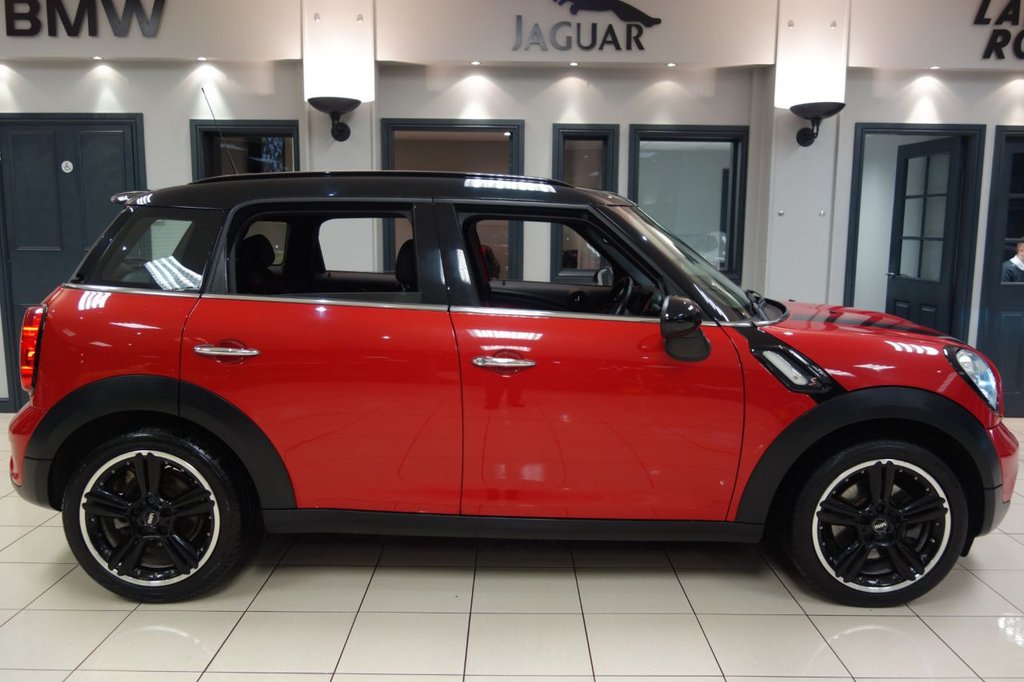 View our MINI COUNTRYMAN