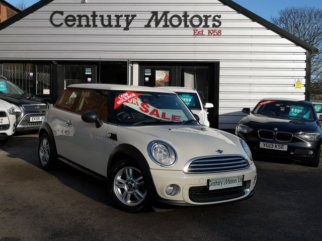 2013 13 MINI Hatch One 1.6 ONE (Sport Chili) 3d - ALLOYS + A/C