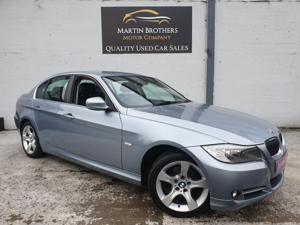 View our BMW 3 SERIES