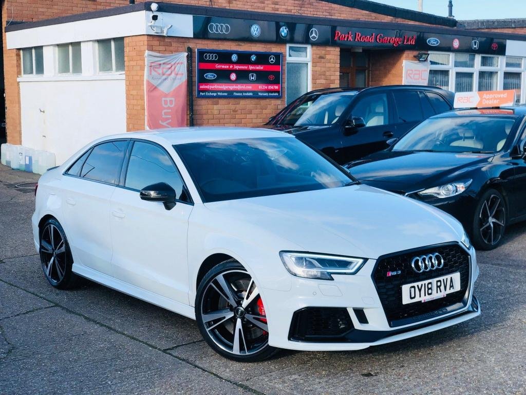 View our AUDI RS3