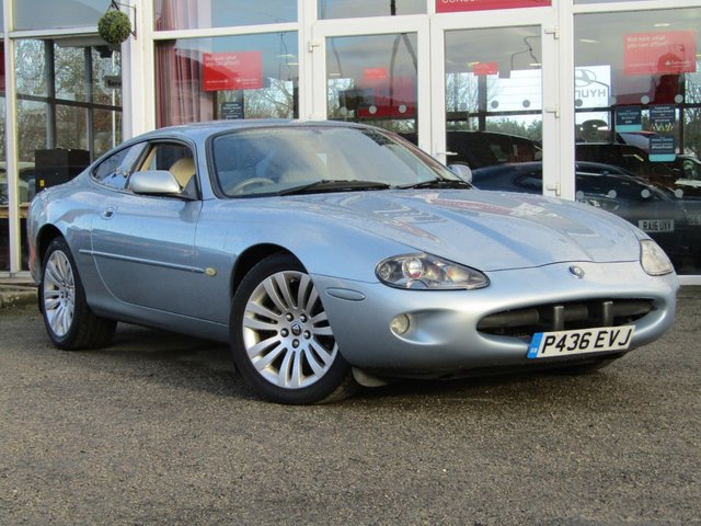 1997 P Jaguar Xk8 Coupe 4.0 V8 COUPE 2d 290 BHP