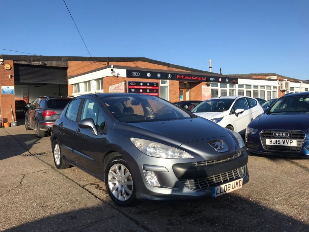 View our PEUGEOT 308