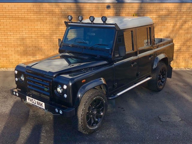 2003 Land Rover Defender 110 // TD5 2.5L // COUNTY DOUBLE CAB // PICKUP // LWB // 4d // 120 BHP // Px swap