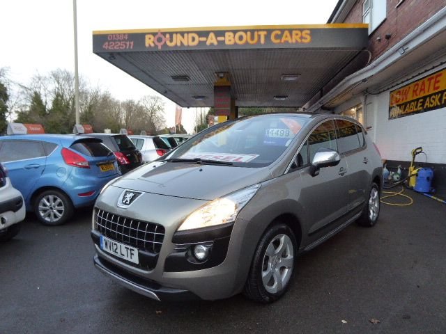 View our PEUGEOT 3008