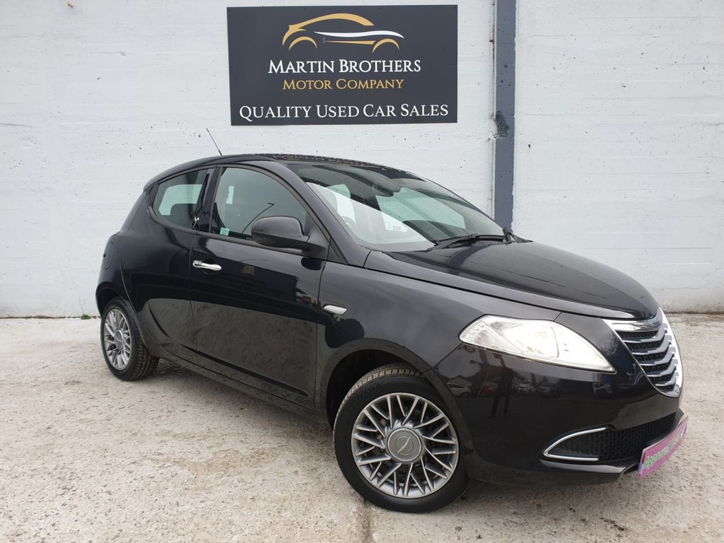 View our CHRYSLER YPSILON