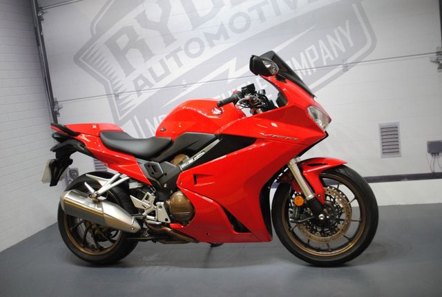 2017 17 Honda Vfr800f 782cc