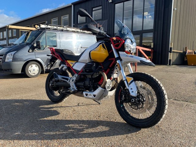 2019 19 Moto Guzzi V85 TT 853cc