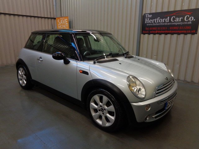 2005 55 MINI Hatch Cooper 1.6 COOPER 3d 114 BHP