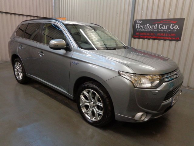 2015 15 Mitsubishi Outlander 2.0 PHEV GX 4H 5d 162 BHP